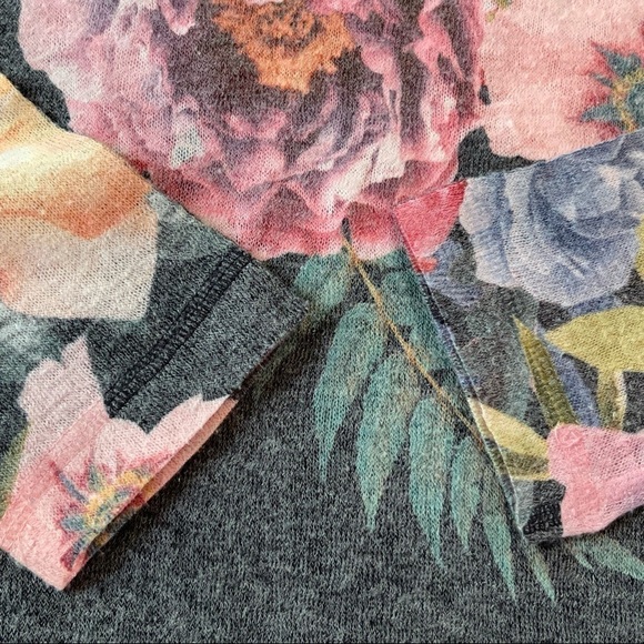 Soft Surroundings Midnight Floral V Neck Sweater S - Picture 9 of 12